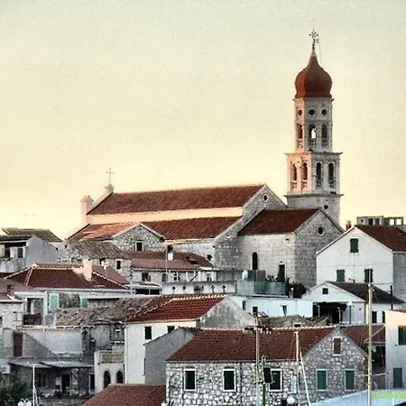 Apartment Comfortable In 55 M² With Terrace