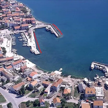 Comfortable In 55 M² With Terrace