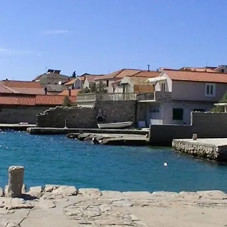 Comfortable In 55 M² With Terrace * ベティナ