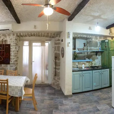 Comfortable In 55 M² With Terrace *