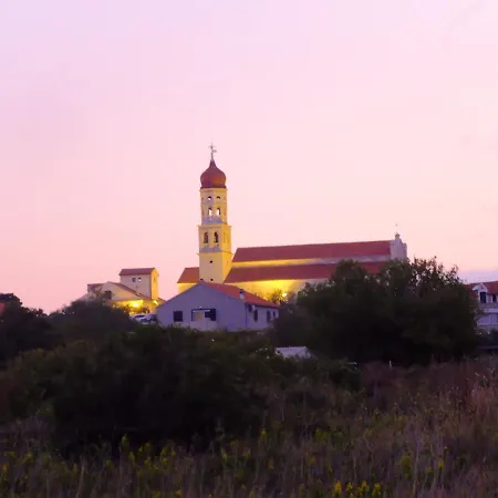 Comfortable In 55 M² With Terrace *