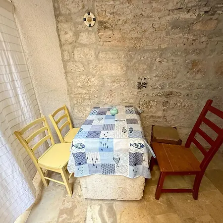 Comfortable In 55 M² With Terrace * Betina (Sibenik-Knin)