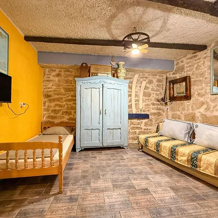 Comfortable In 55 M² With Terrace Apartman