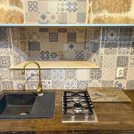 Comfortable In 55 M² With Terrace * Betina (Sibenik-Knin)