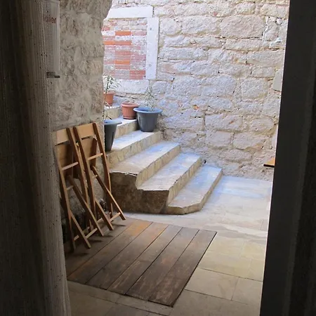 Comfortable In 55 M² With Terrace