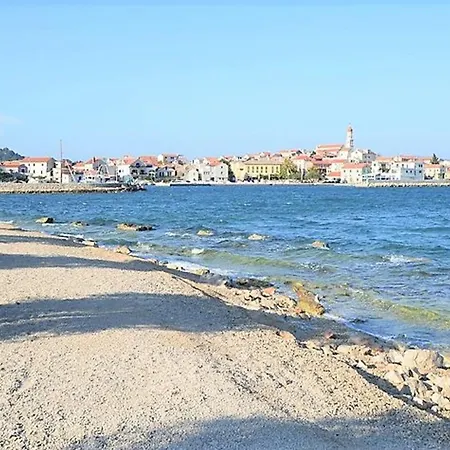 Comfortable In 55 M² With Terrace Appartement Betina (Sibenik-Knin)