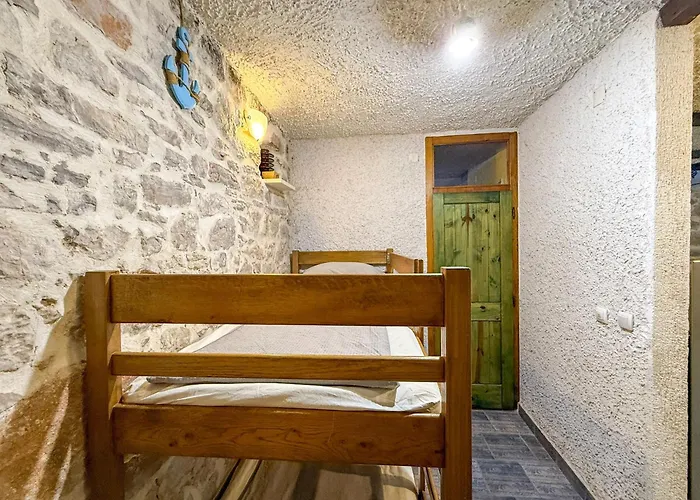 Comfortable In 55 M² With Terrace Apartamento Betina (Sibenik-Knin)